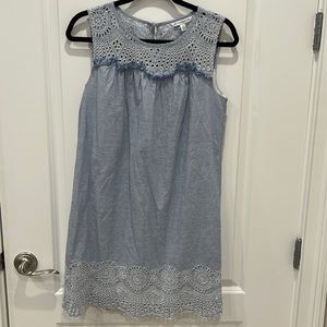 Southern Tide beauty. Beautiful detail on top and bottom.